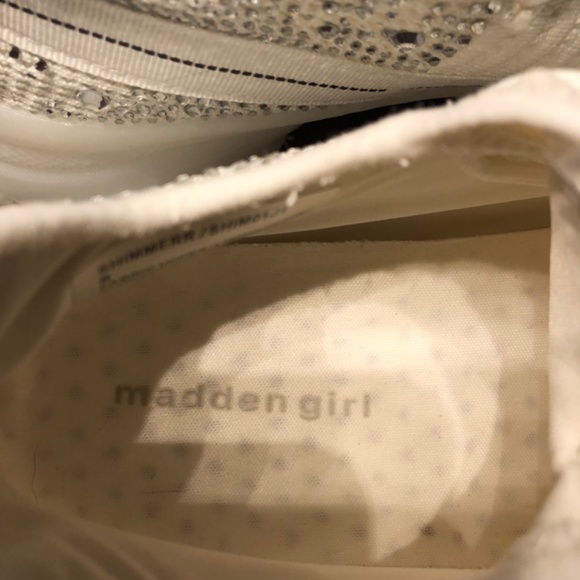 Madden Girl Off White Sneakers Women’s US Size 8 - Picture 8 of 10